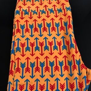 LuLaRoe Tall and Curvy Leggings